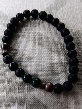 Men's Gemstone Beaded Matte Black and Dark Green Bead Stretch Bracelet